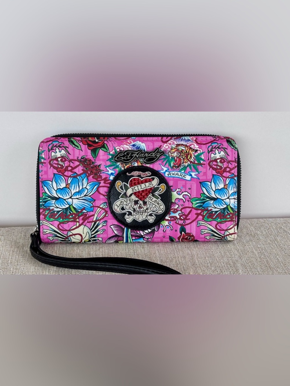 Ed Hardy‎ Pink Tattoo Print Wallet Wristlet Skull Heart Y2K love dies slowly
